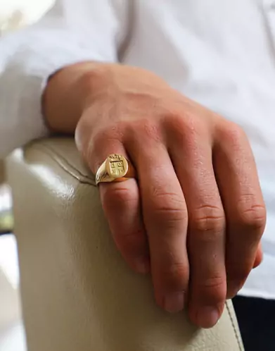 Chevalière générique